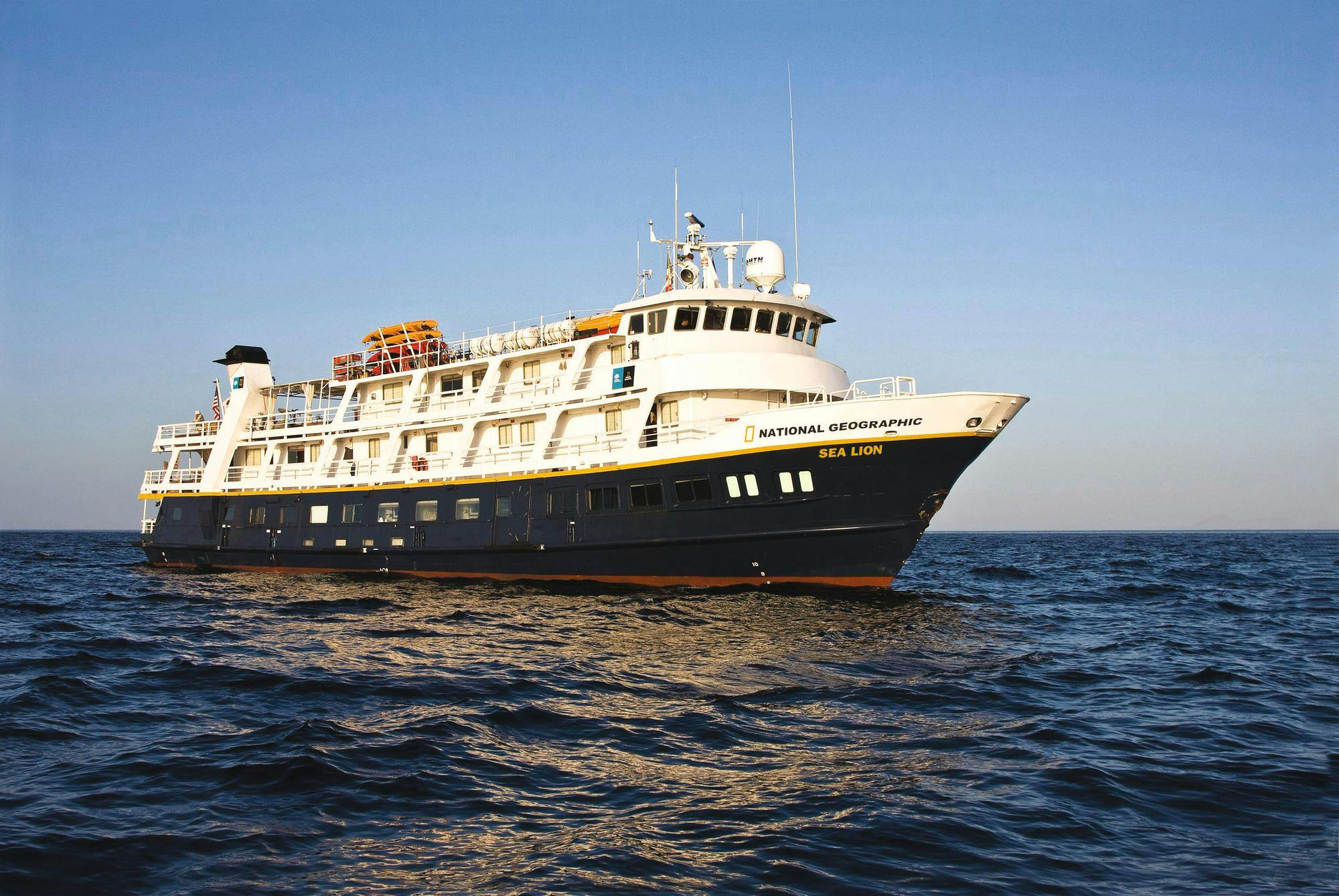 Ship National Geographic Sea Lion