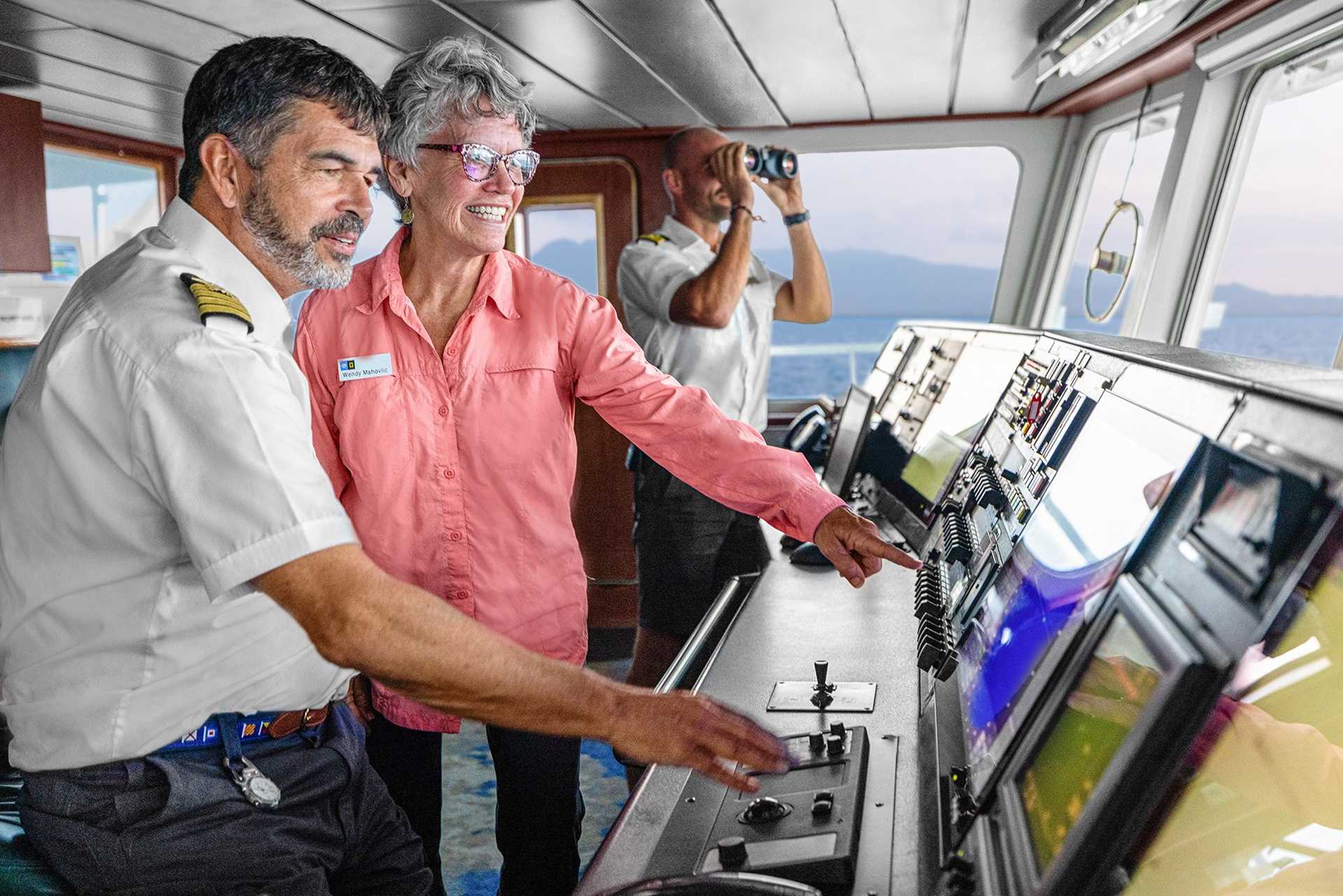 06_Large RGB-LEX-Ship NG_Orion Interior - Bridge - DS4633.jpg